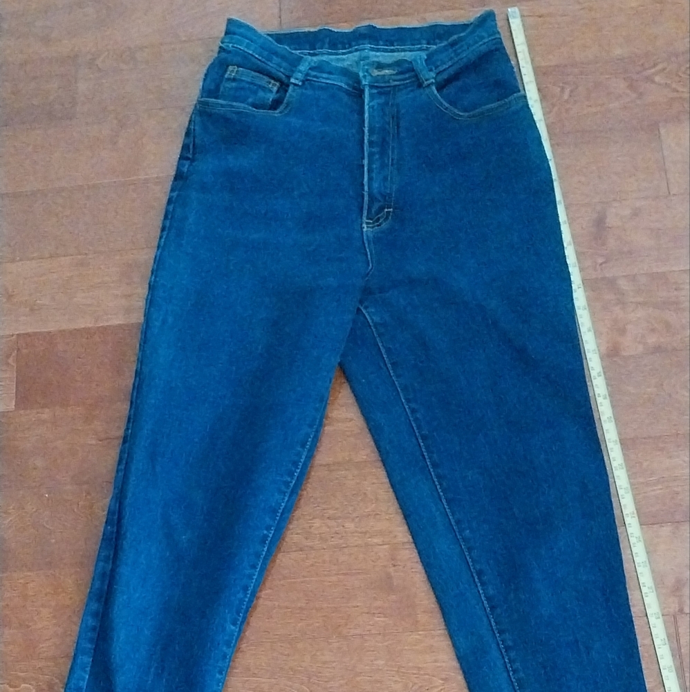 Vintage High Rise Jean - Picture 6 of 9